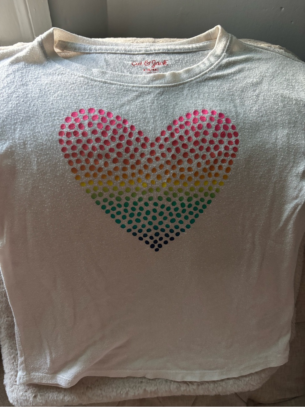 Cat & Jack Girls' White Rainbow Heart Tee